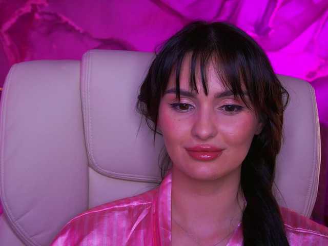 Milashaaaa's BongaCams show and profile