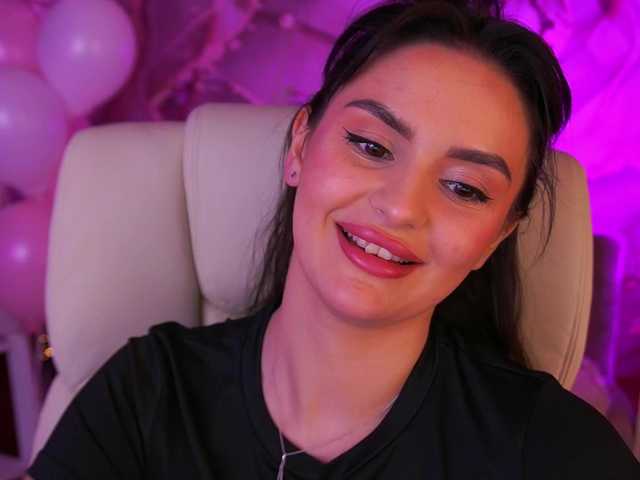 Milashaaaa's BongaCams show and profile