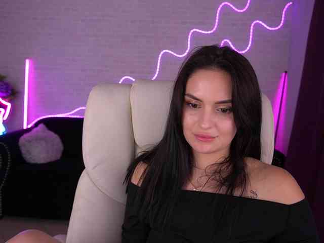 Milashaaaa webcam