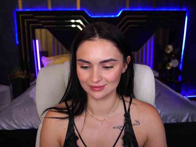 Milashaaaa webcam