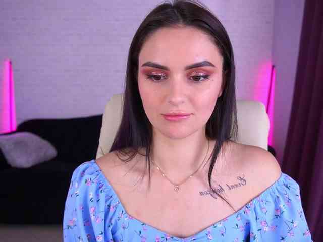 Milashaaaa webcam