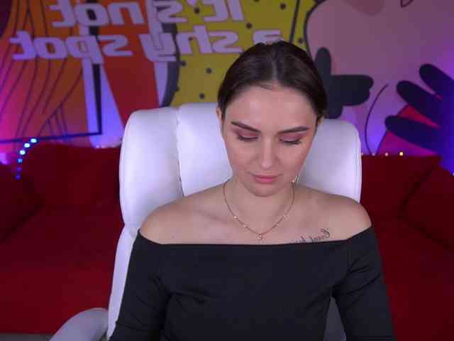 Milashaaaa webcam