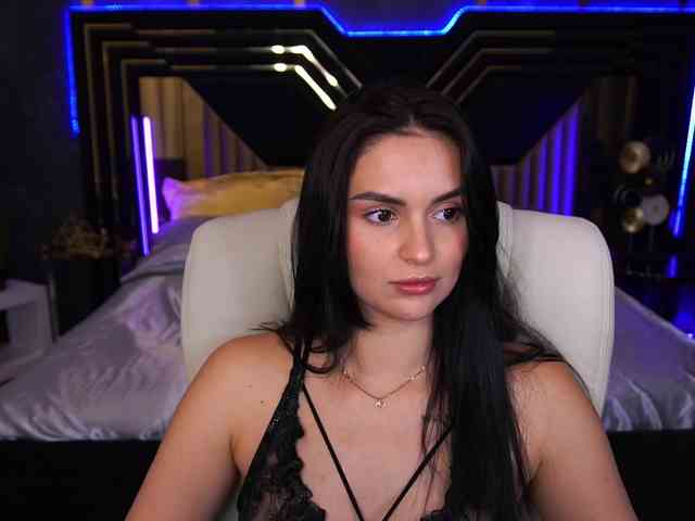 Milashaaaa webcam