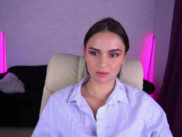 Milashaaaa webcam
