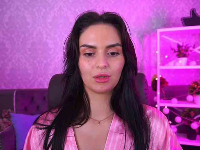 Milashaaaa webcam