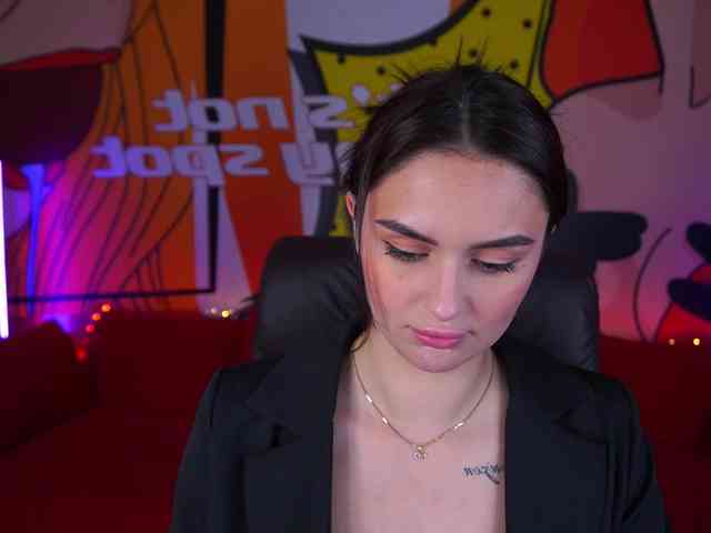 Milashaaaa webcam