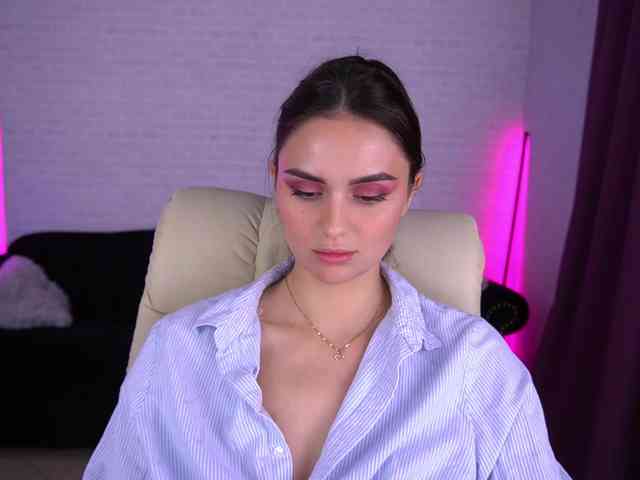 Milashaaaa webcam