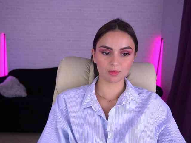 Milashaaaa webcam
