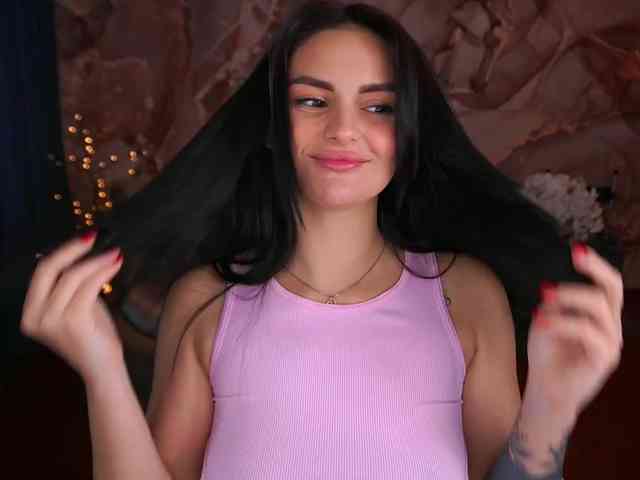 Milashaaaa webcam
