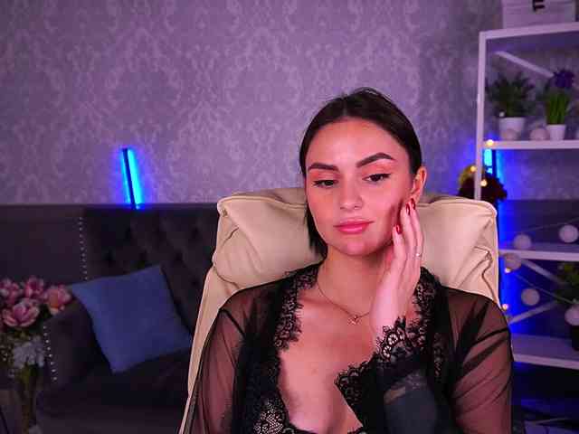 Milashaaaa webcam