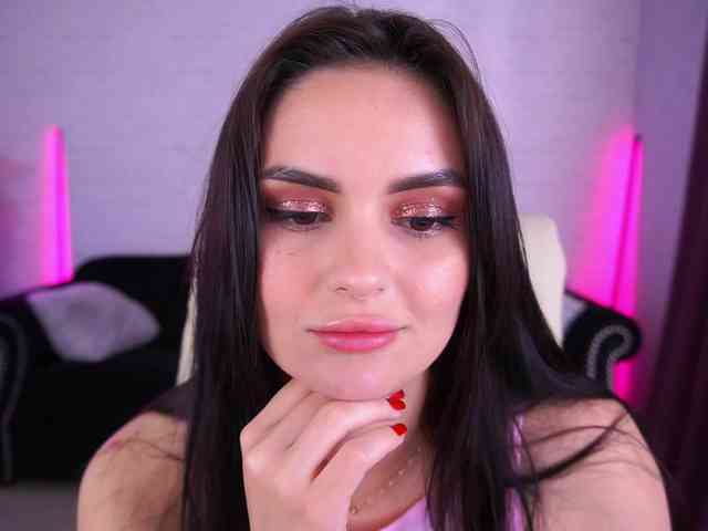 Milashaaaa webcam