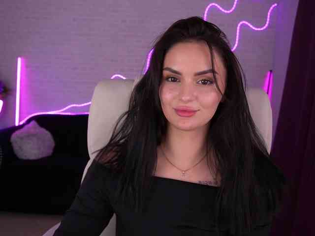 Milashaaaa webcam