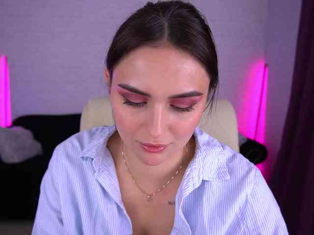 Milashaaaa webcam