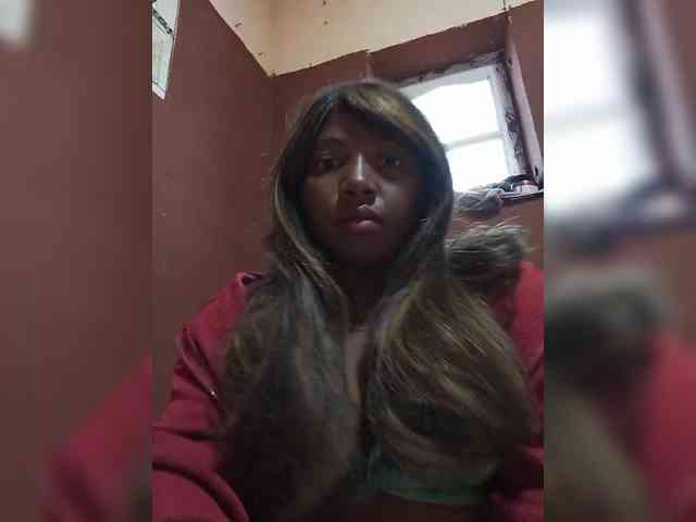 Nathalie0 webcam