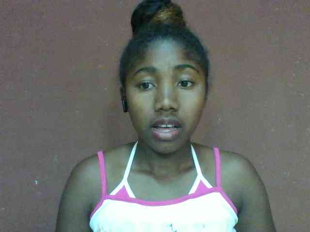 Nathalie0 webcam