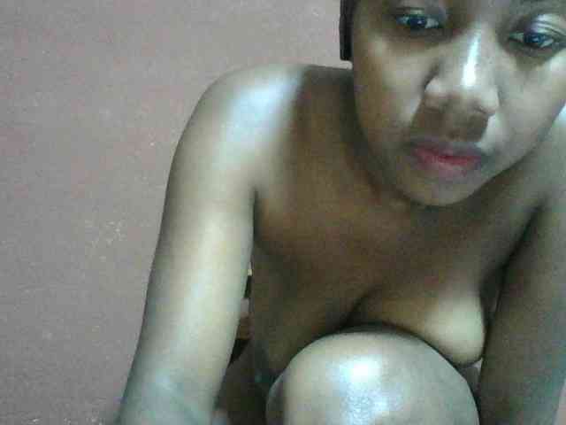 Nathalie0 webcam