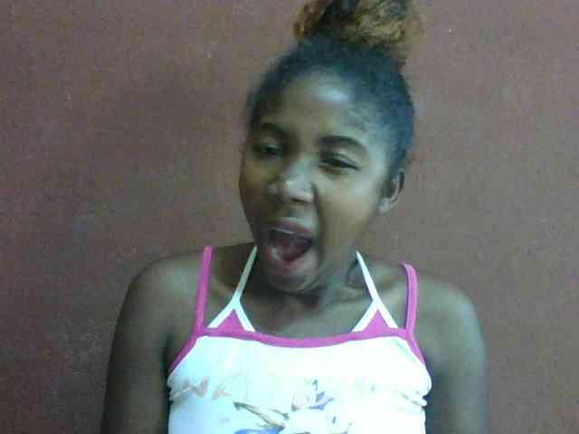 Nathalie0 webcam