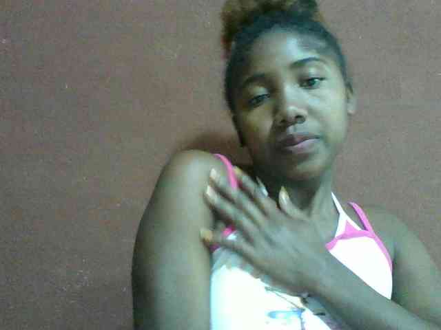 Nathalie0 webcam