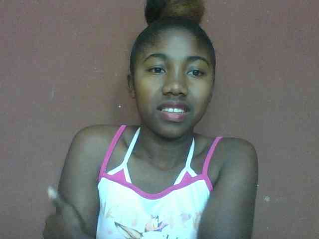 Nathalie0 webcam