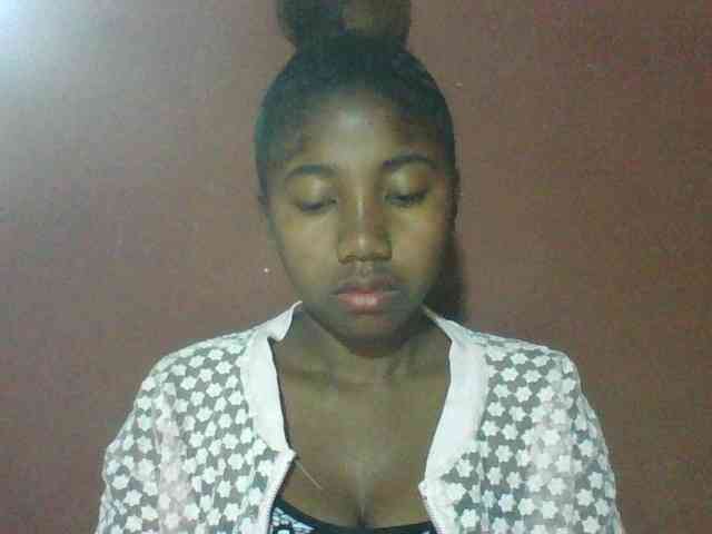 Nathalie0 webcam