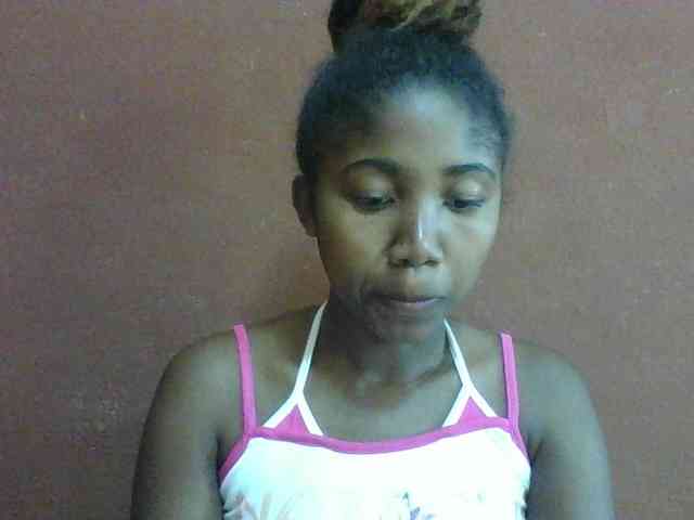 Nathalie0 webcam