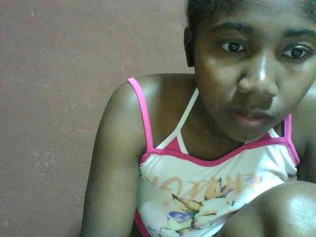 Nathalie0 webcam