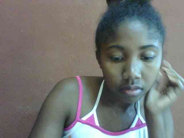 Nathalie0 webcam