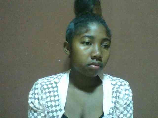 Nathalie0 webcam