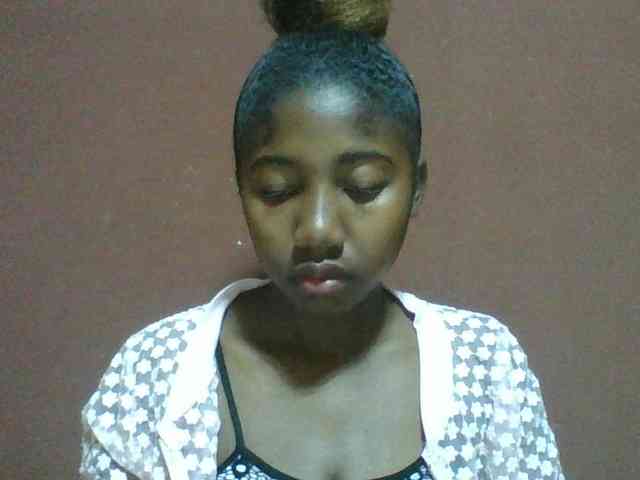 Nathalie0 webcam