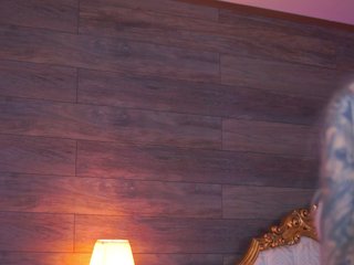 JuicyJessye Porn Show