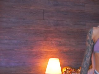 JuicyJessye Porn Show