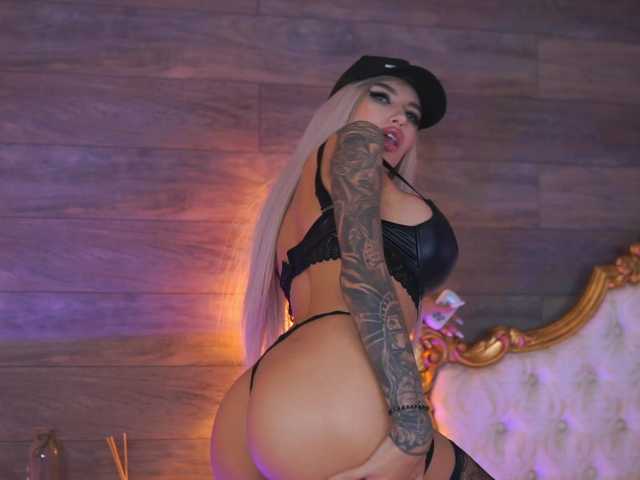 JuicyJessye from BongaCams is Freechat
