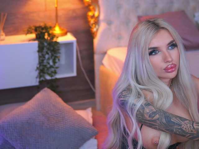  JuicyJessye chat room