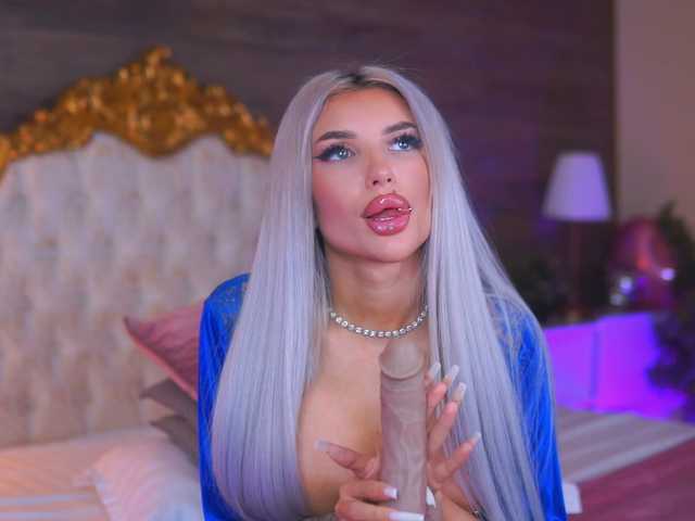  JuicyJessye chat room