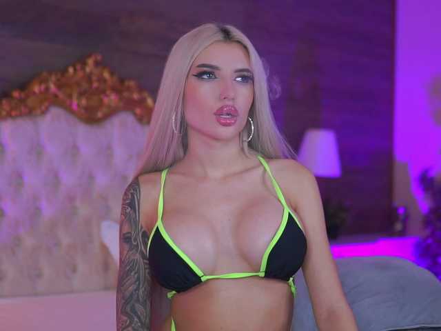 JuicyJessye chat room