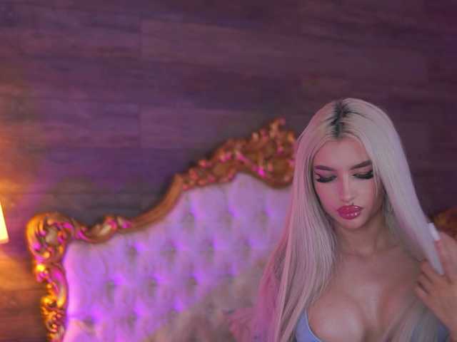  JuicyJessye chat room