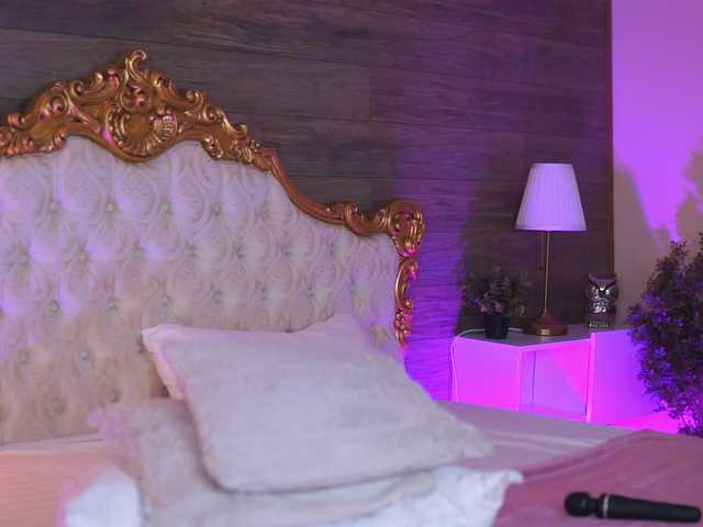 JuicyJessye from BongaCams is Freechat