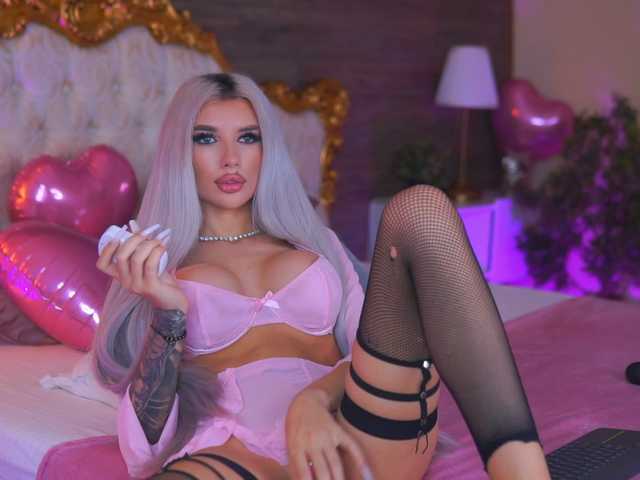 JuicyJessye from BongaCams is Freechat