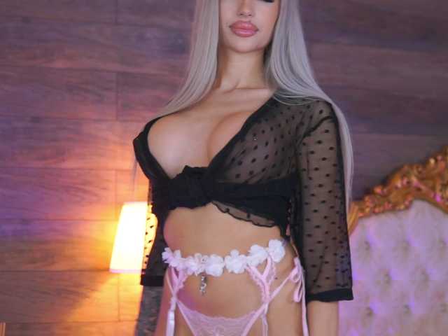 JuicyJessye from BongaCams is Freechat