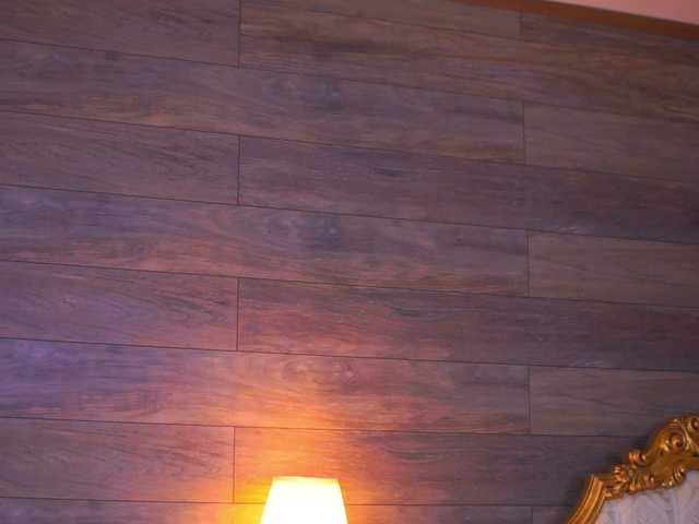 JuicyJessye's BongaCams show and profile