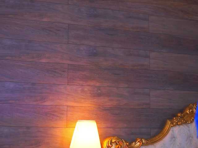 Sex chat gratuit in direct cu JuicyJessye pe BongaCams