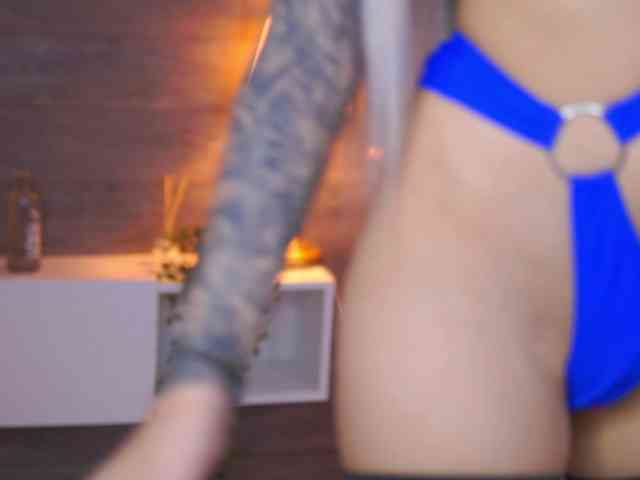 JuicyJessye webcam