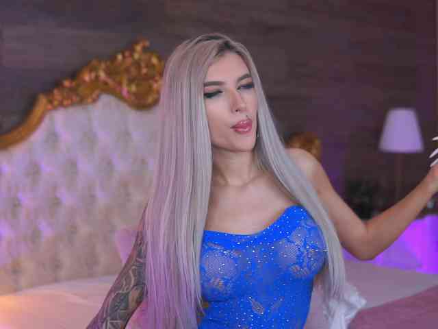 JuicyJessye webcam