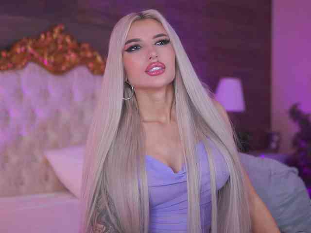 JuicyJessye webcam