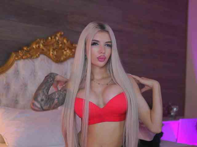 JuicyJessye webcam