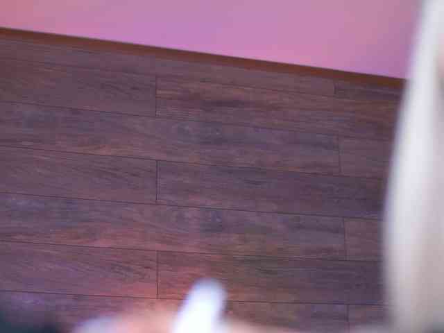 JuicyJessye webcam