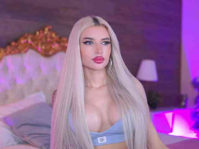 JuicyJessye webcam