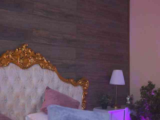 JuicyJessye JuicyJessye