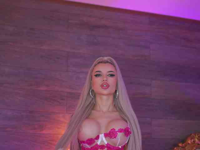 JuicyJessye webcam