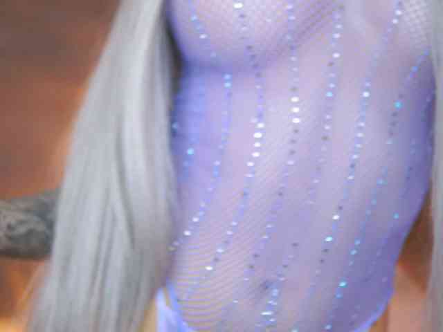 JuicyJessye webcam